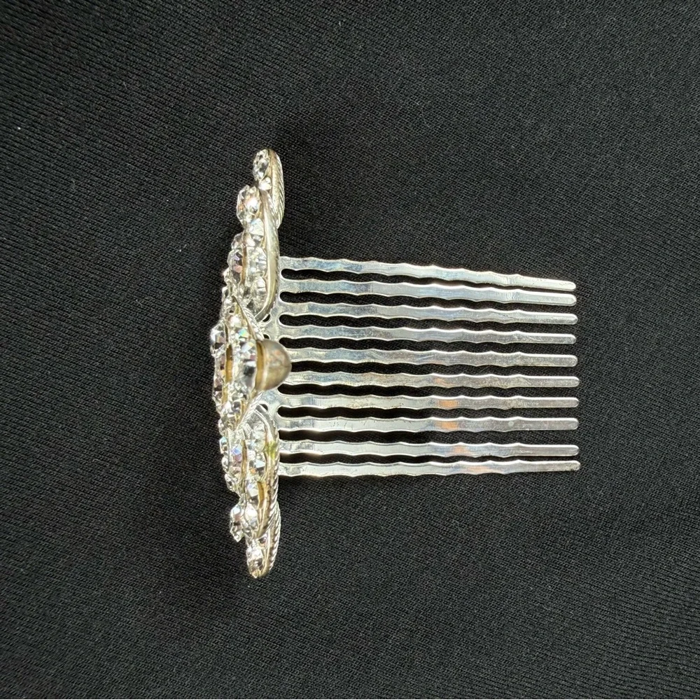 Tiara hair comb